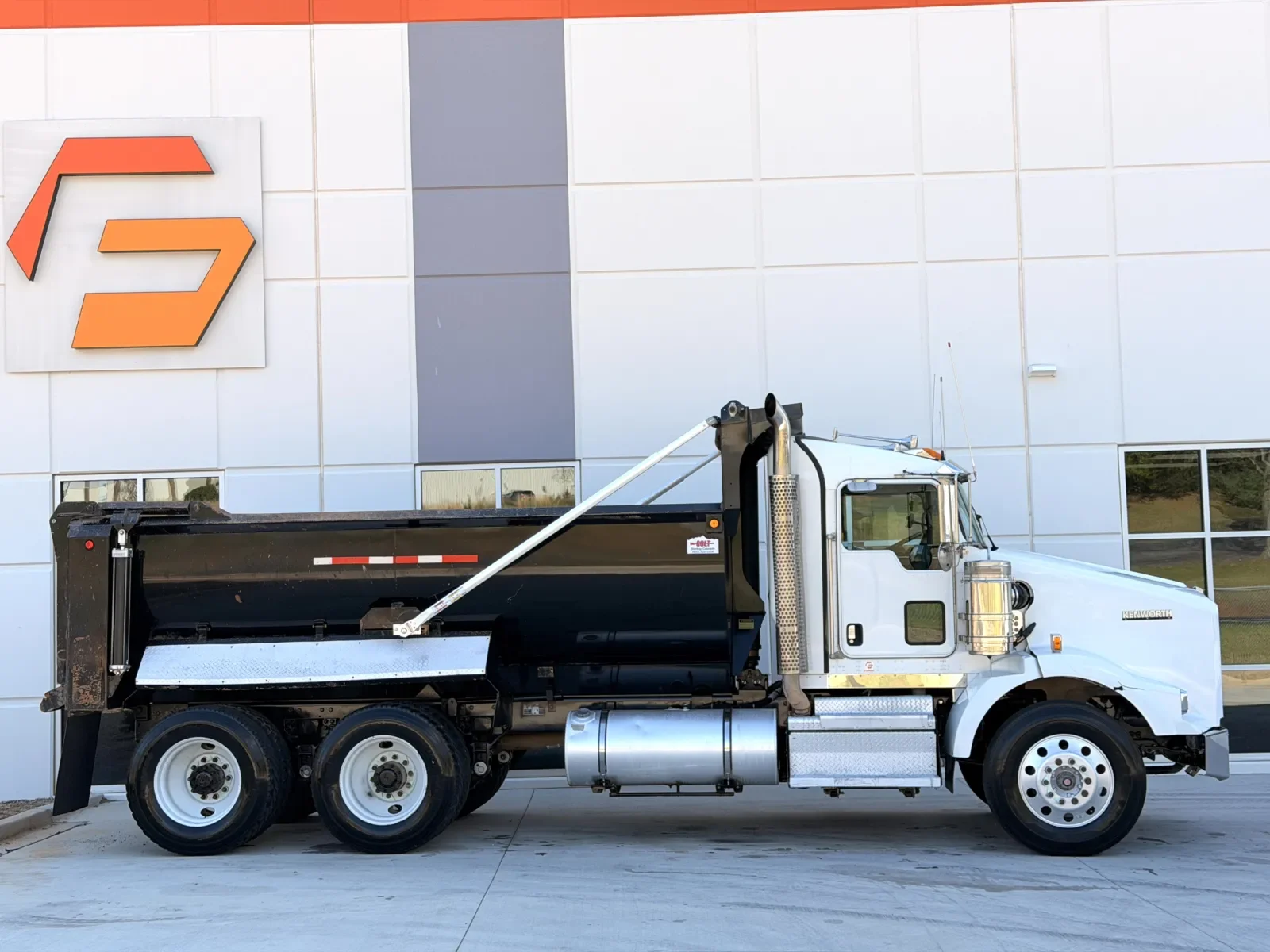 2019 Kenworth T800 in Greer, SC — photo 4