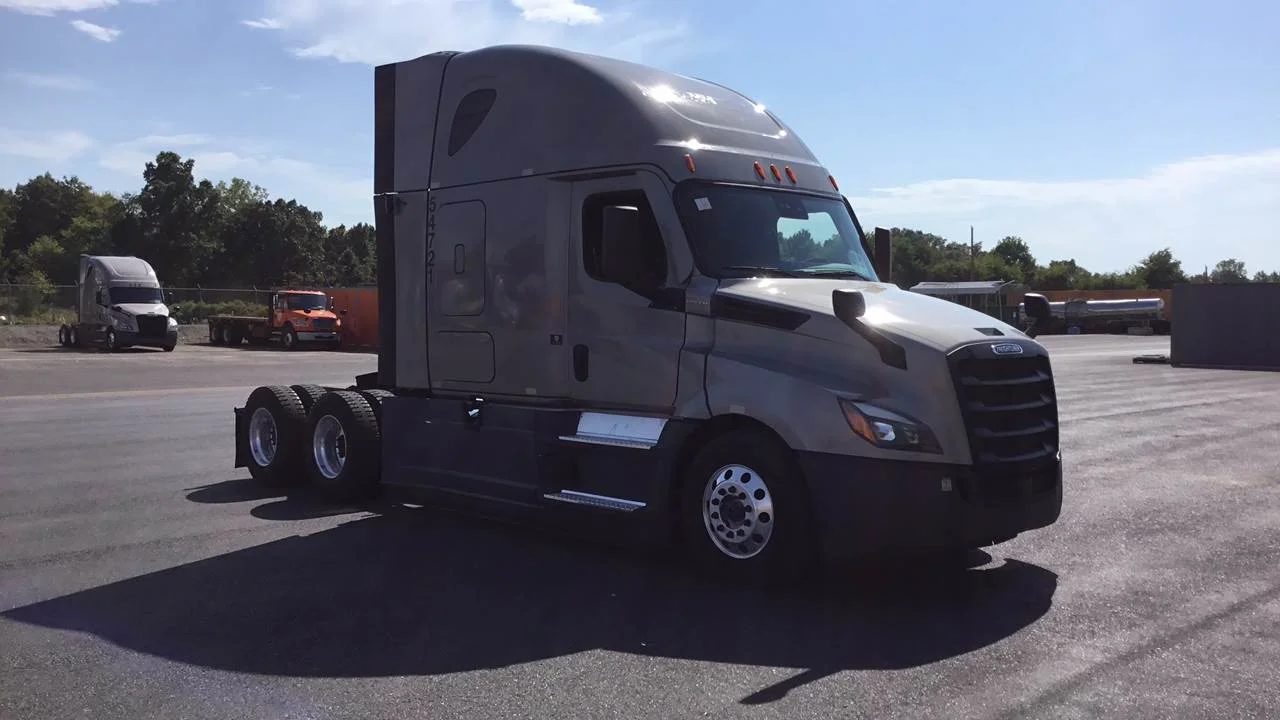 2023 Freightliner Cascadia