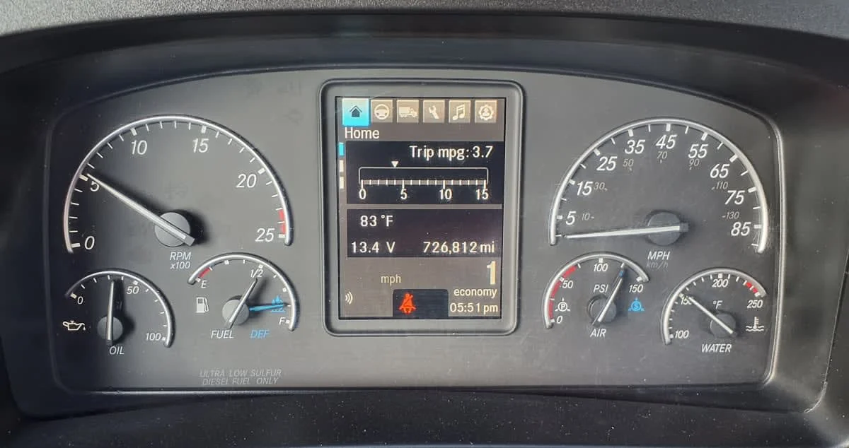 2020 Freightliner Cascadia in Memphis, TN — photo 9
