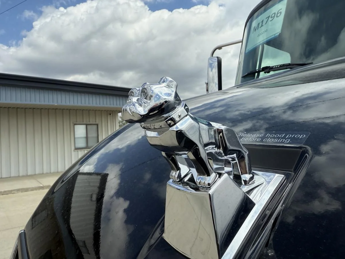 2027 Mack in Cedar Rapids, IA — photo 14