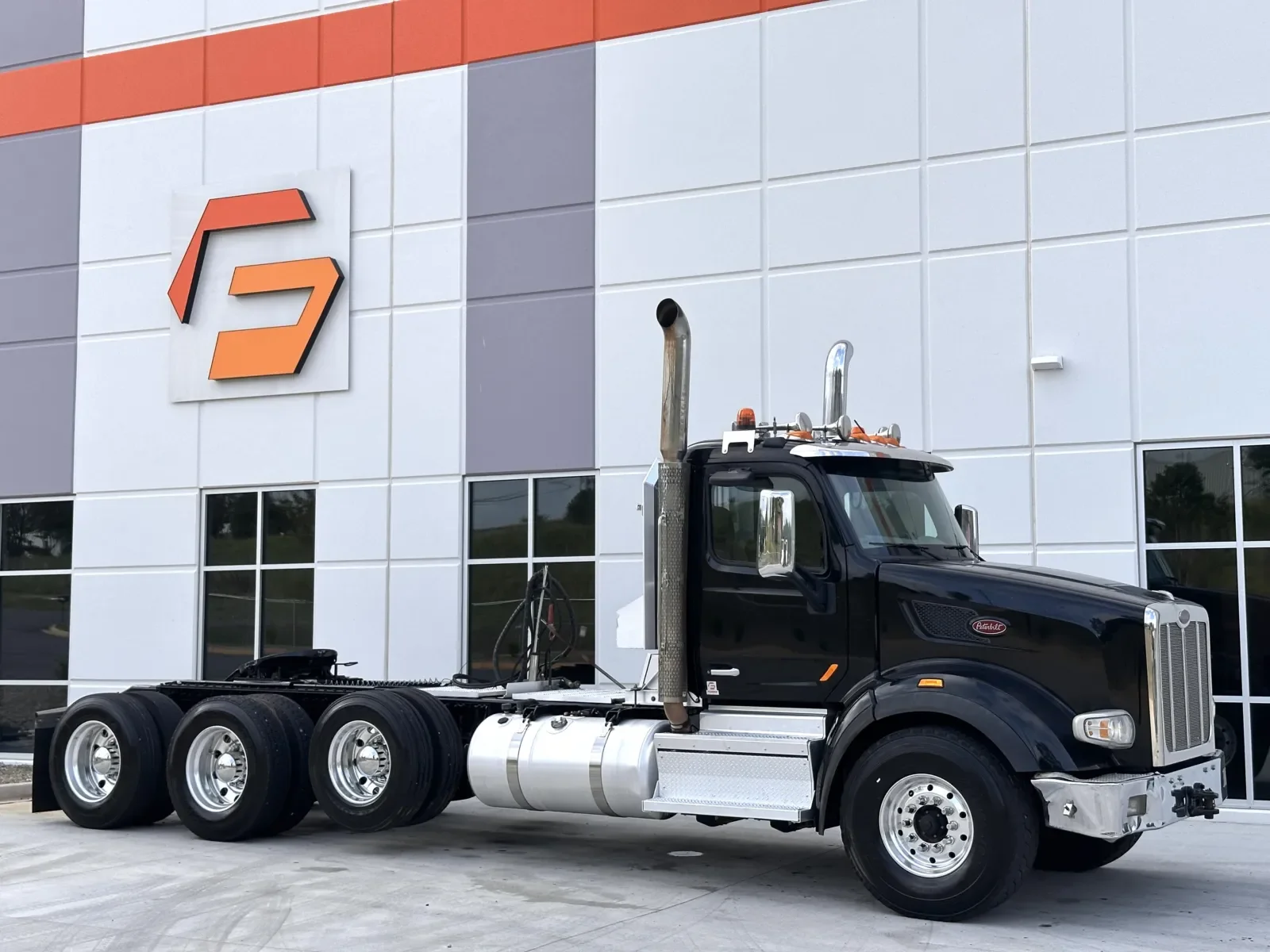 2019 Peterbilt 567