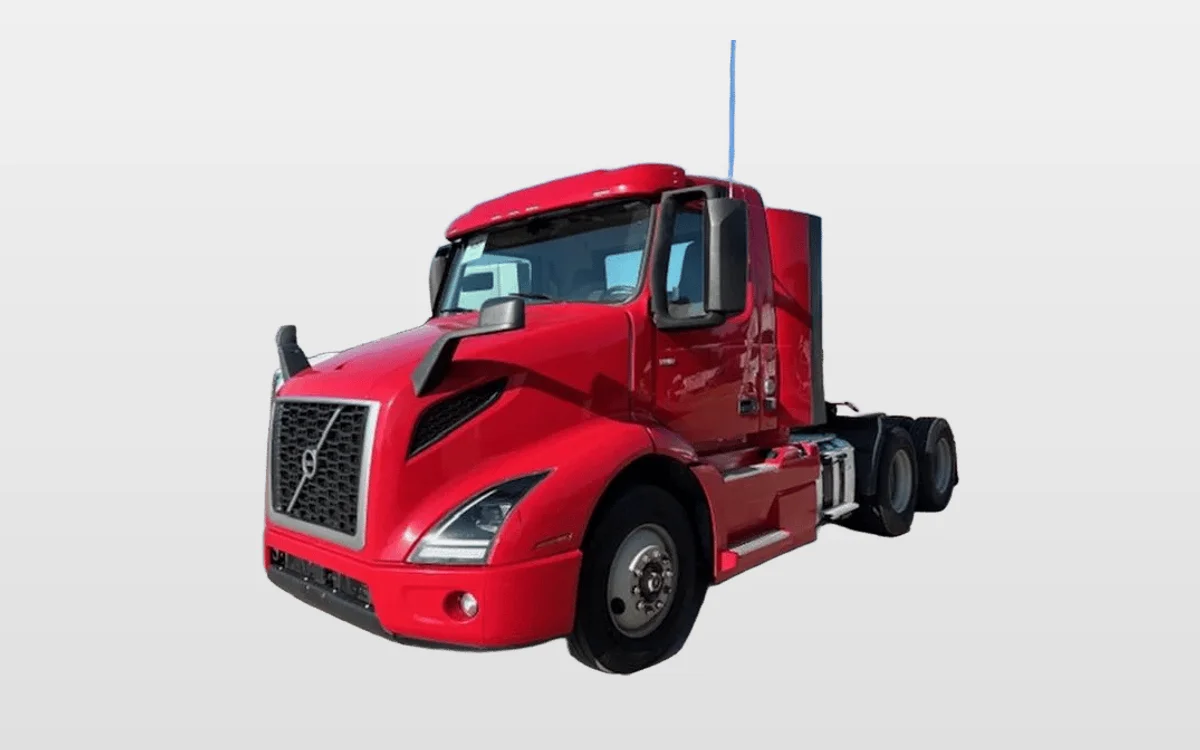 2020 Volvo VNR 640 in Cedar Rapids