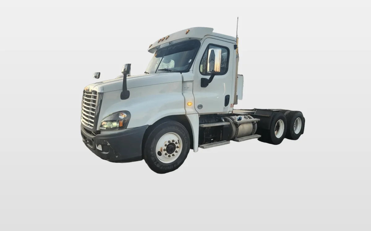 2018 Freightliner - image 1