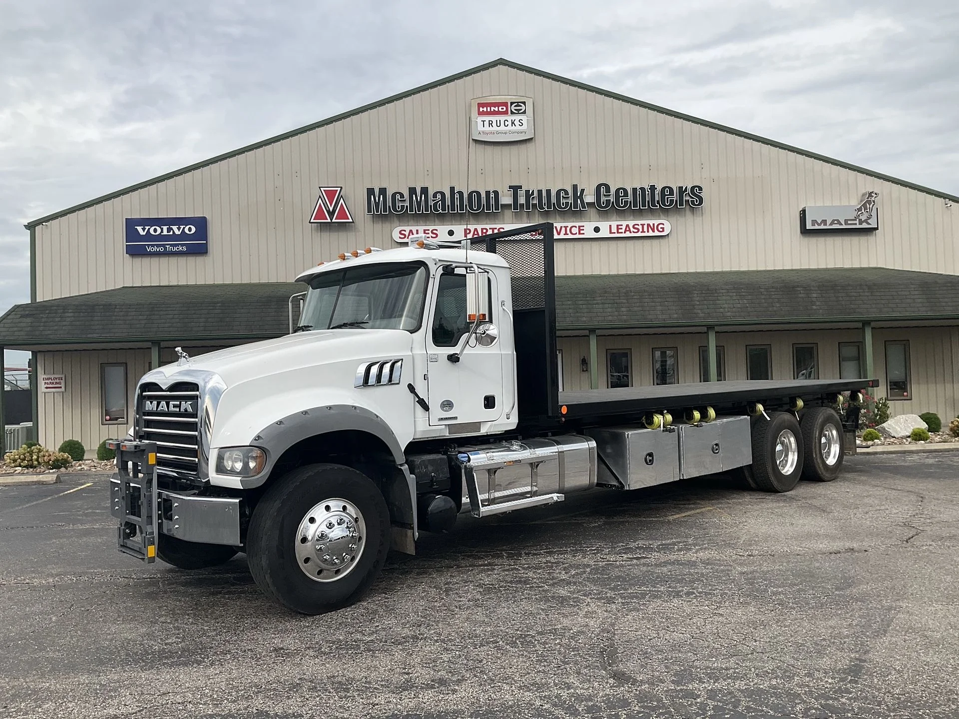 2020 Mack Granite