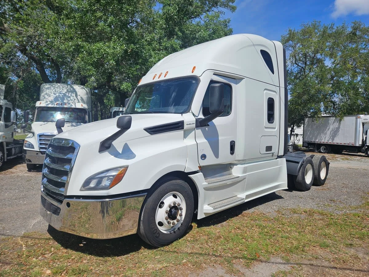 2022 Freightliner Cascadia