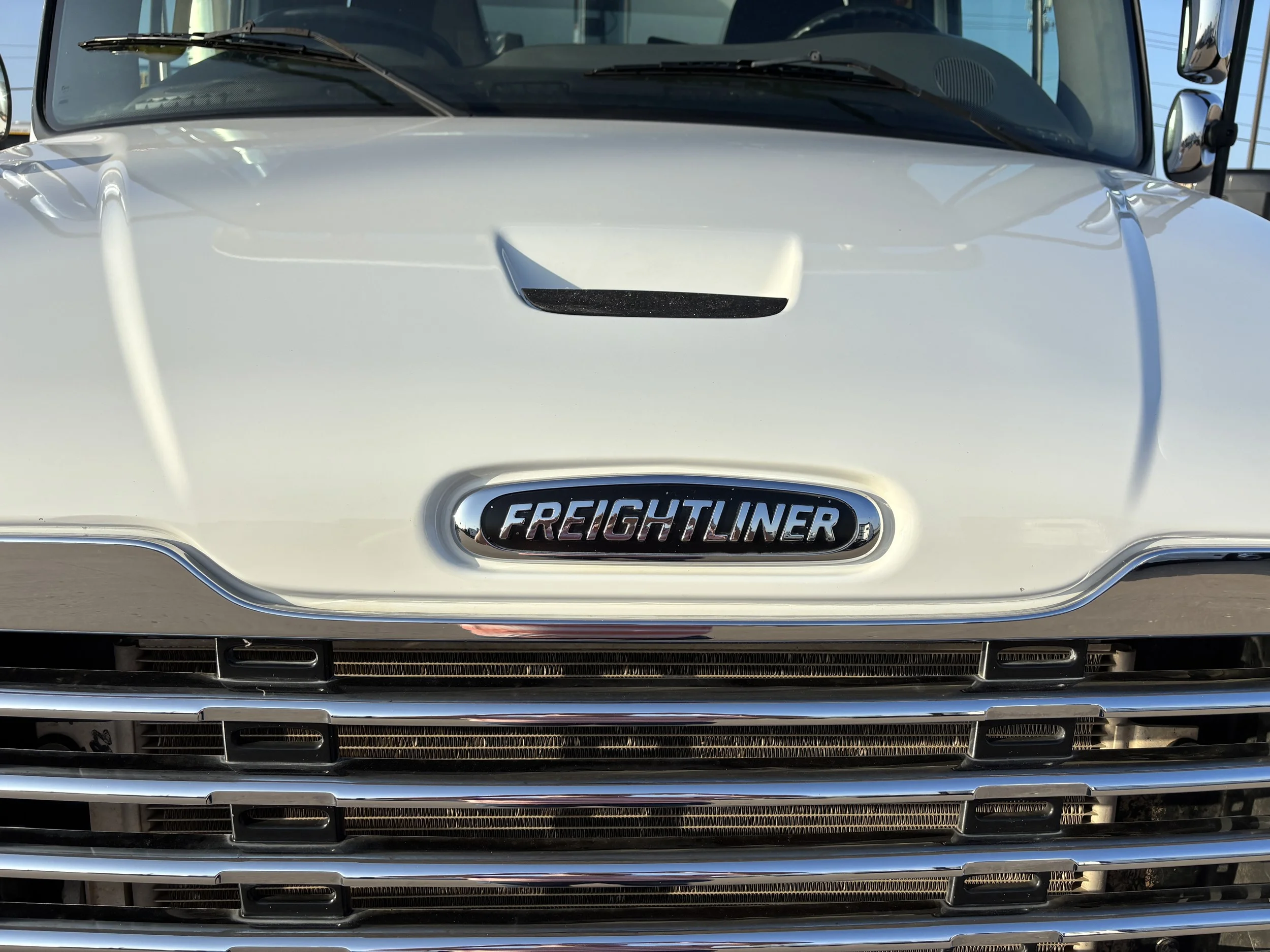 2023 Freightliner — photo 3