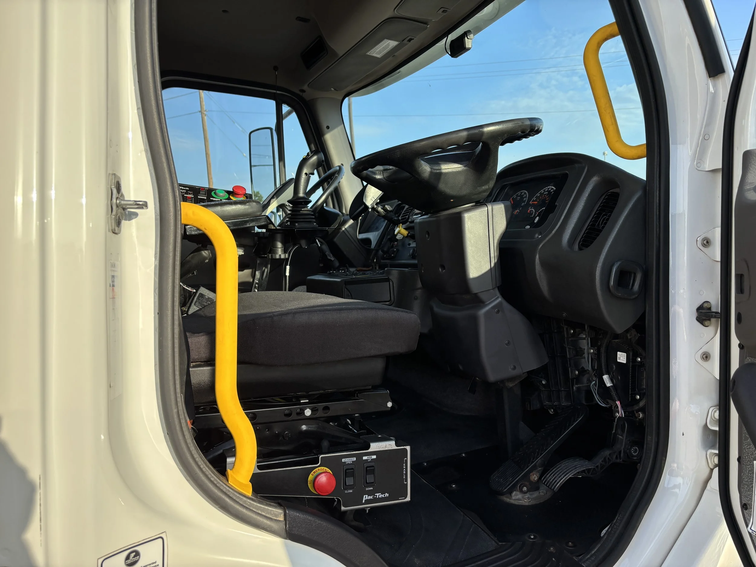 2023 Freightliner — photo 6