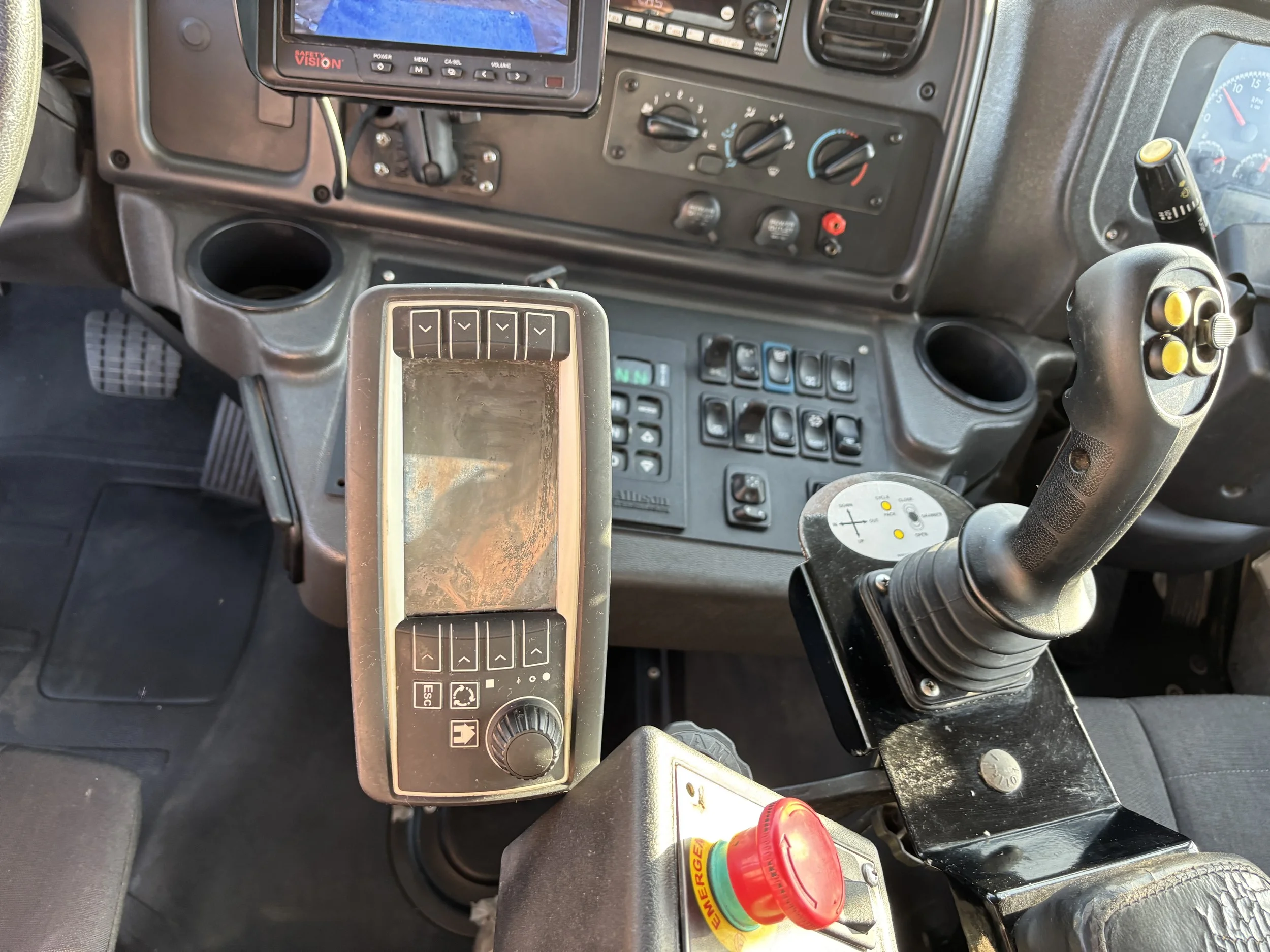 2023 Freightliner — photo 14