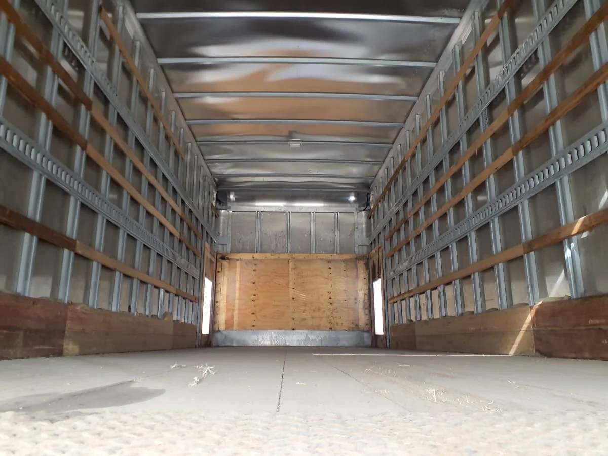 2019 Freightliner M2 106 in Bolingbrook, IL — photo 8