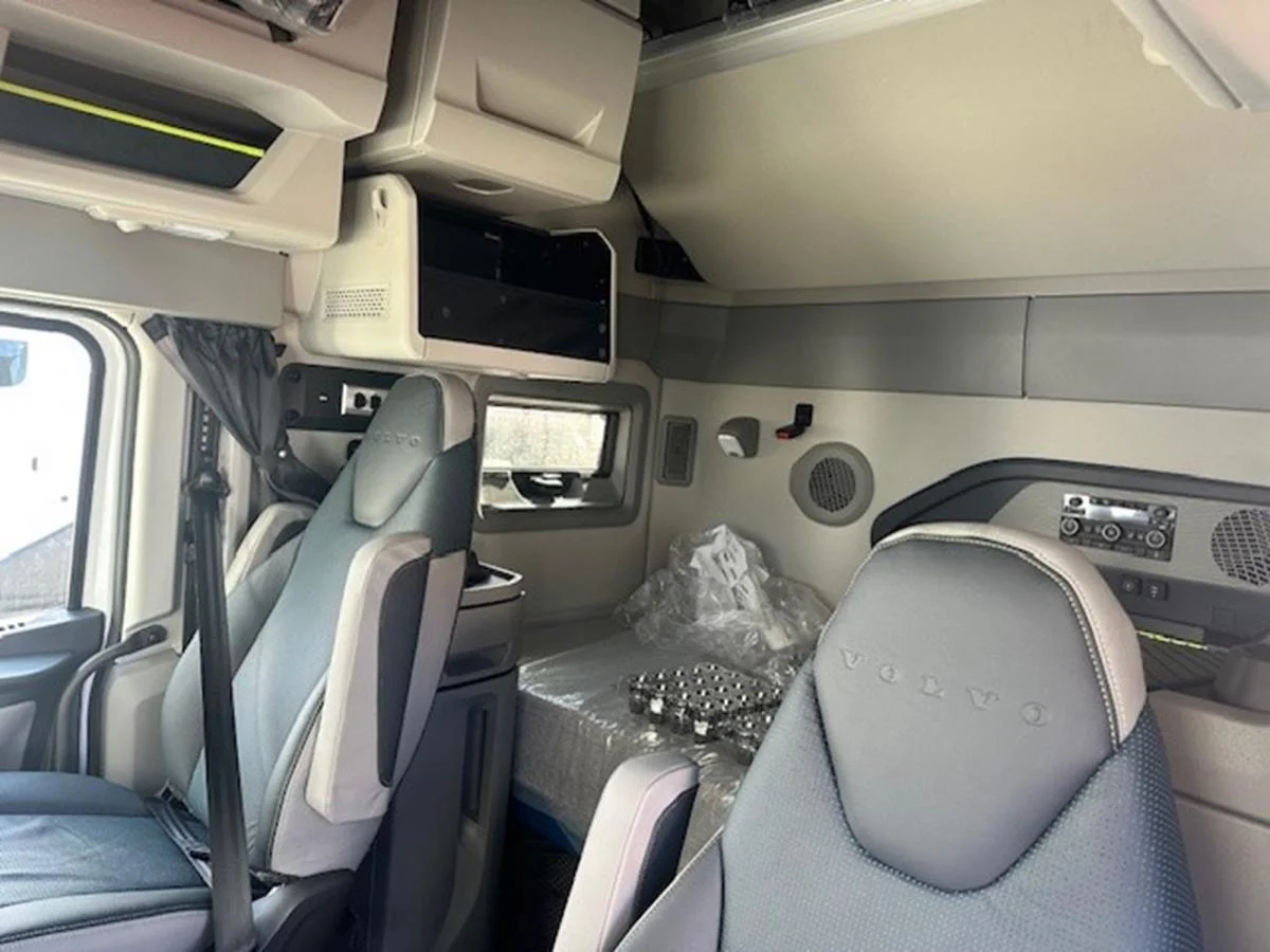 2026 Volvo in Elk River, MN — photo 10