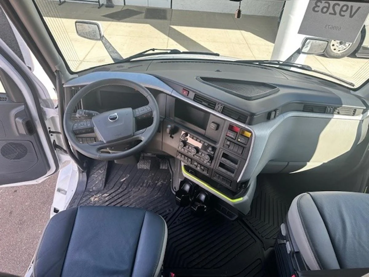 2026 Volvo in Elk River, MN — photo 11
