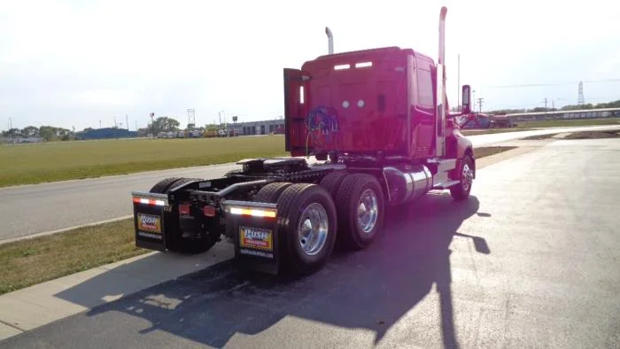 2026 International LT - image 6