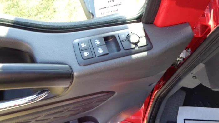 2026 International LT - image 14