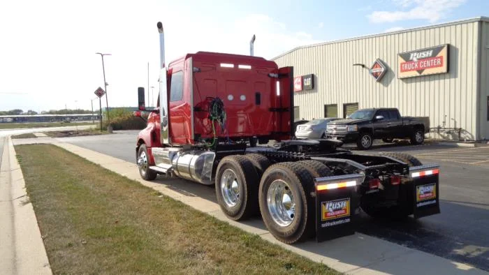 2026 International LT - image 8