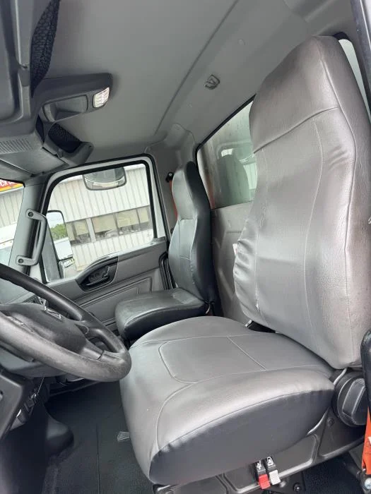 2019 International MV — photo 13
