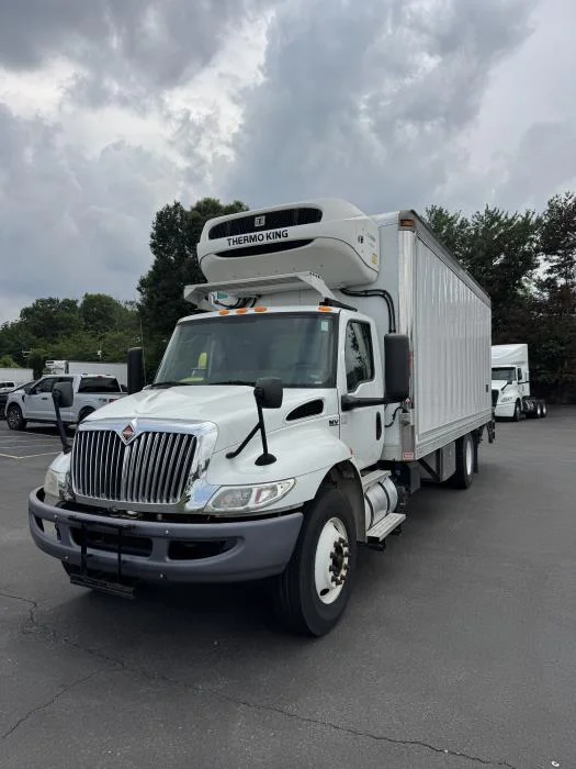 2019 International MV — photo 2