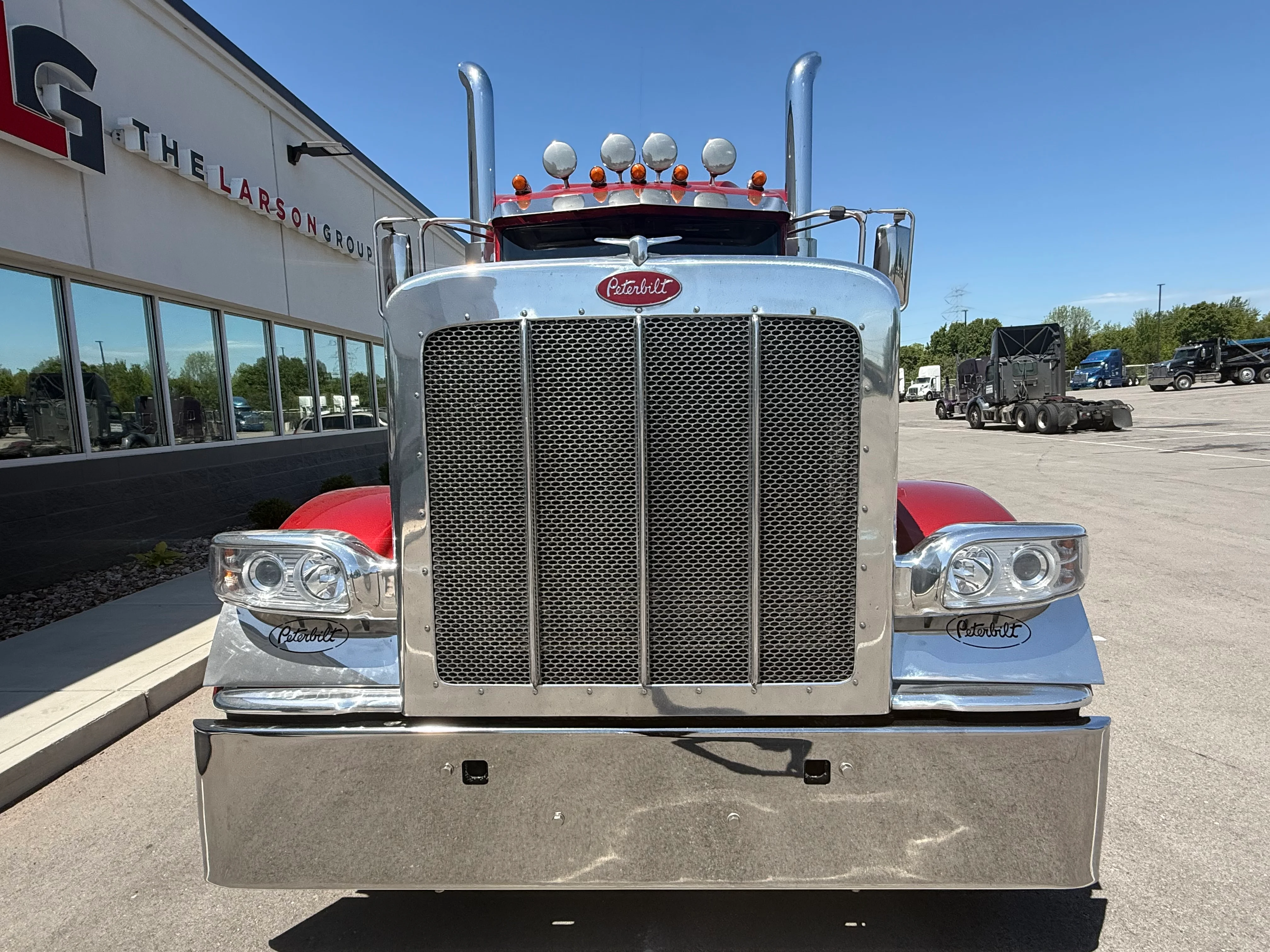2023 Peterbilt 389 in Louisville, KY — photo 6