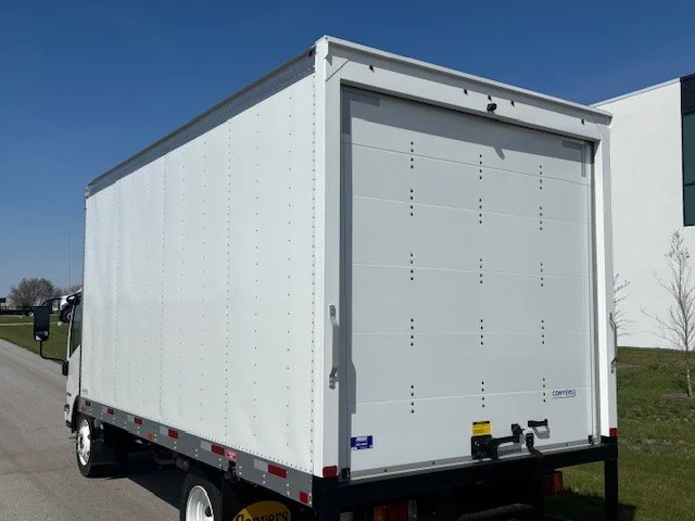 2025 Isuzu NRR in Ankeny, IA — photo 3
