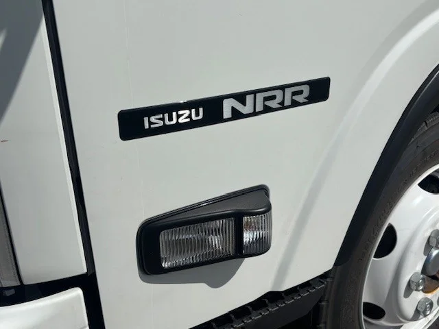 2025 Isuzu NRR in Ankeny, IA — photo 6