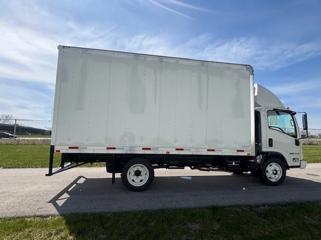 2025 Isuzu NRR in Ankeny, IA — photo 7