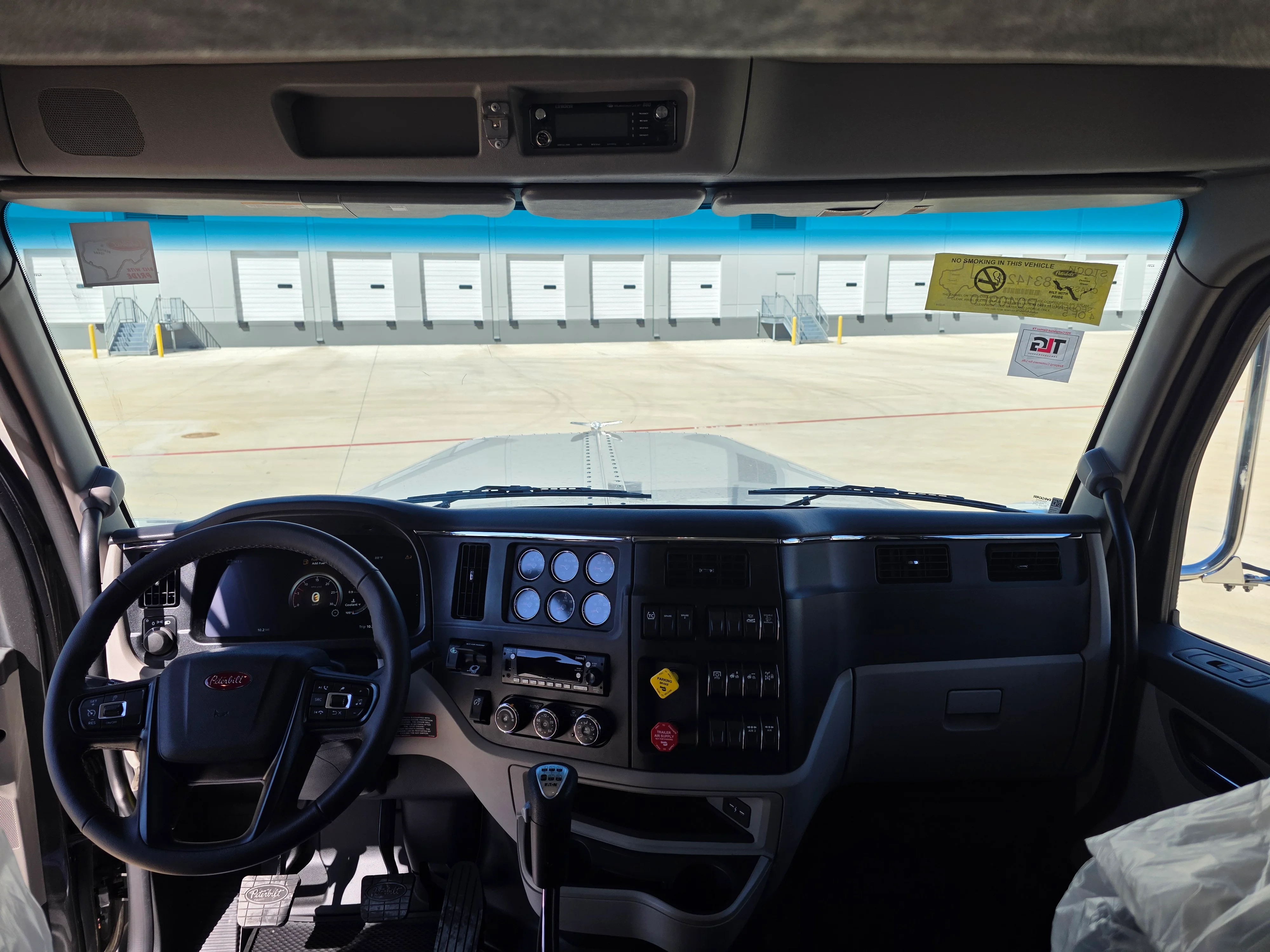 2027 Peterbilt 589 in Fort Smith, AR — photo 13