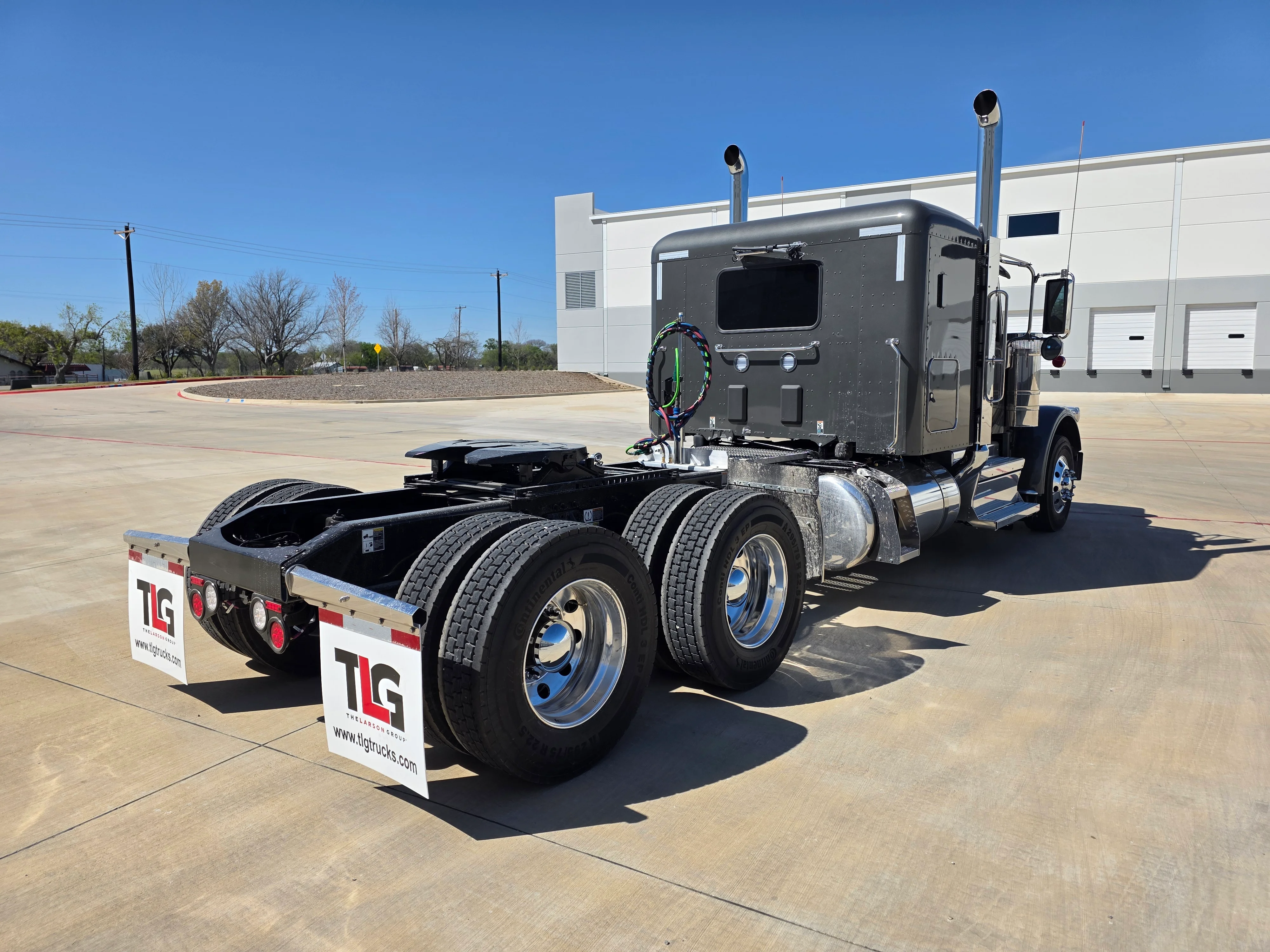 2027 Peterbilt 589 in Fort Smith, AR — photo 5