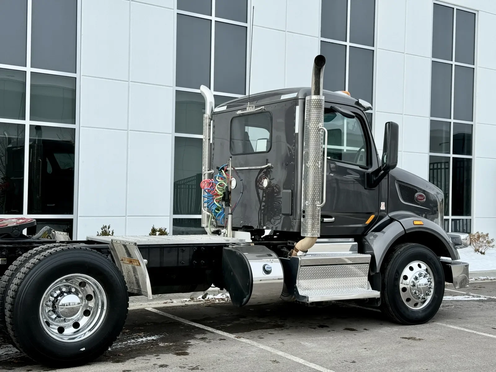 2022 Peterbilt 567 in New Lenox, IL — photo 7