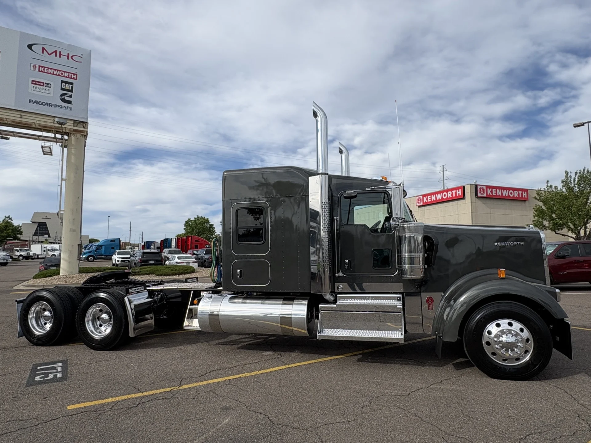 2027 Kenworth W900 in Denver, CO — photo 12