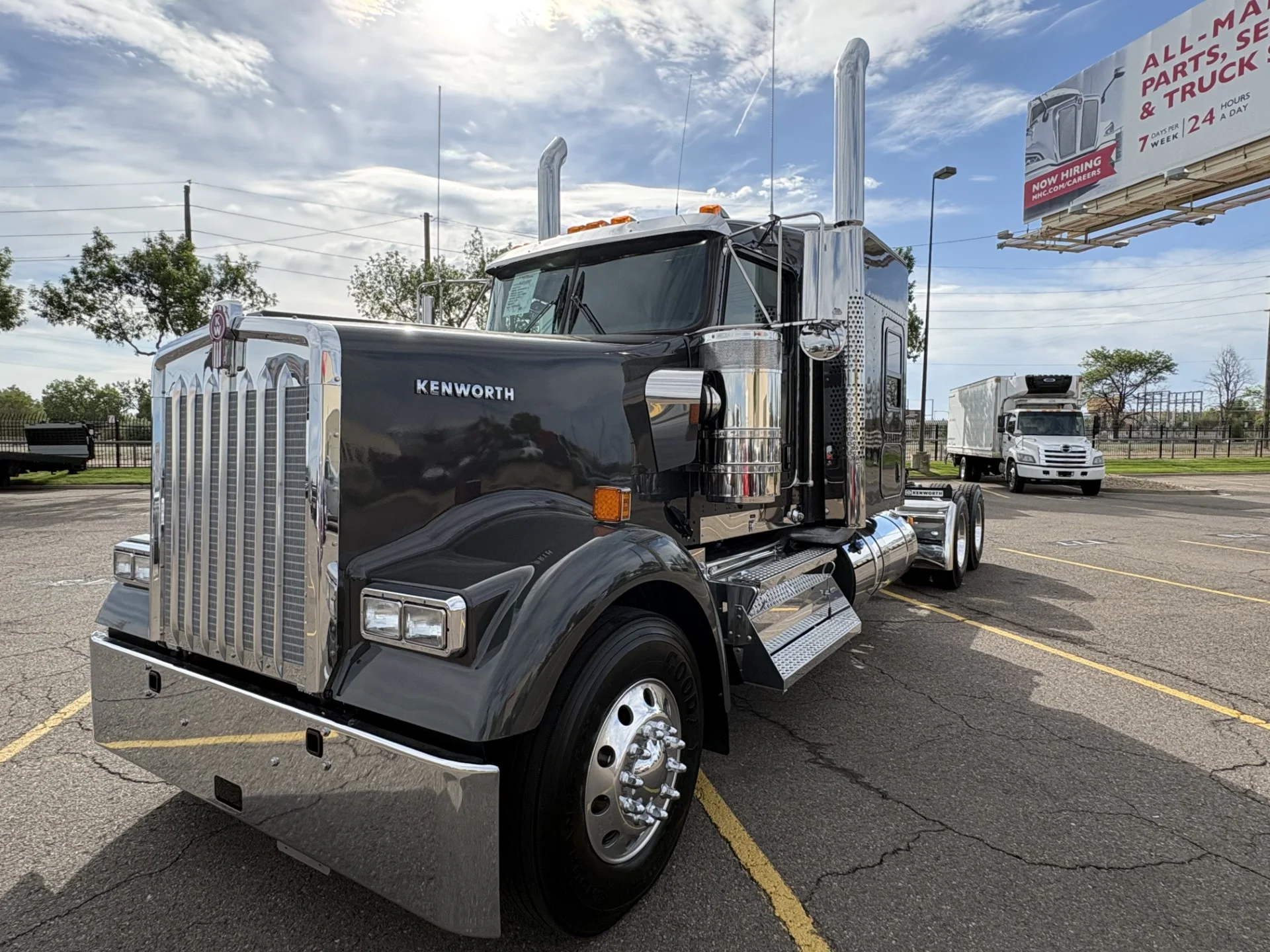 2027 Kenworth W900 in Denver, CO — photo 2