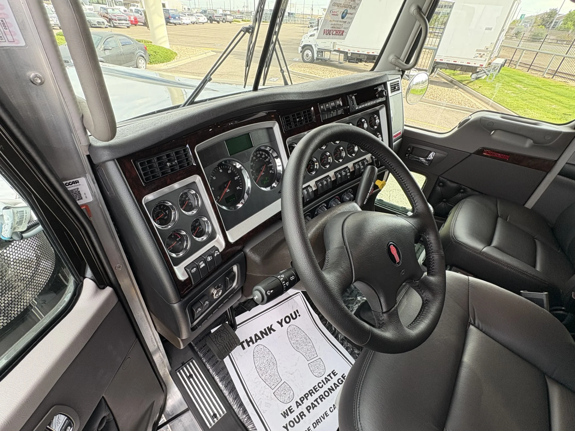 2027 Kenworth W900 in Denver, CO — photo 3
