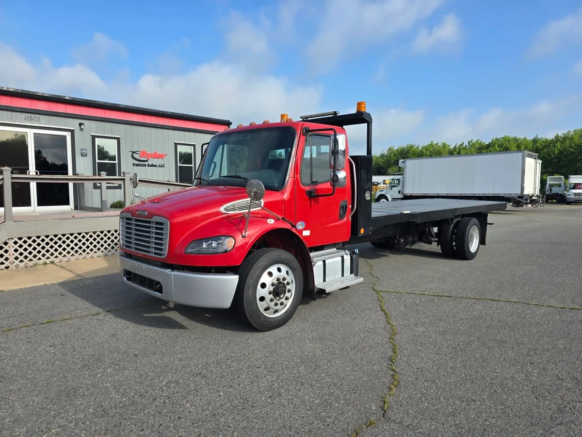 2018 Freightliner M2 106