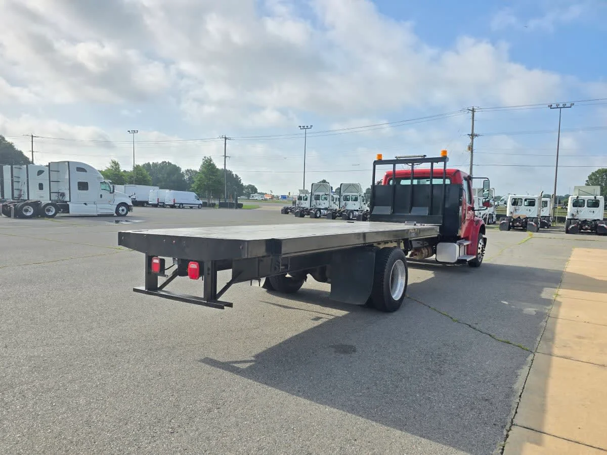 2018 Freightliner M2 106 in North Little Rock, AR — photo 4