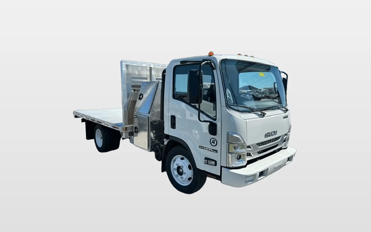 2024 Isuzu - image 1