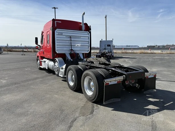 2021 Freightliner Cascadia in Jerome, ID — photo 3