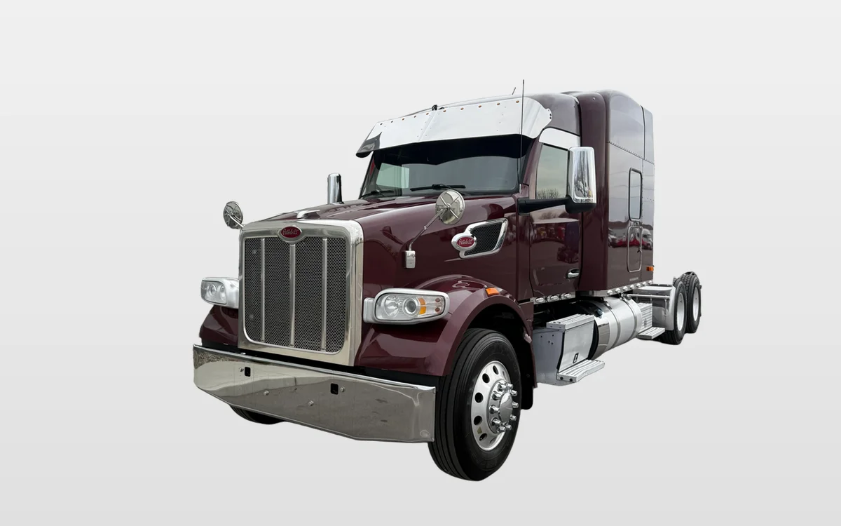2023 PETERBILT 567 - image 1