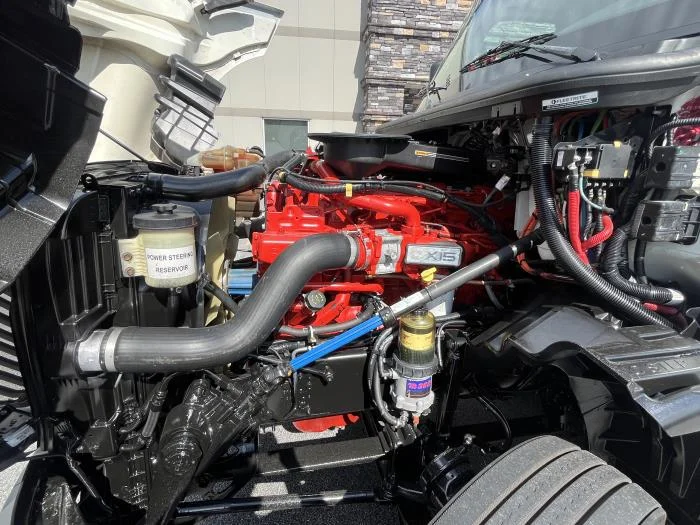 2022 International LT — photo 12