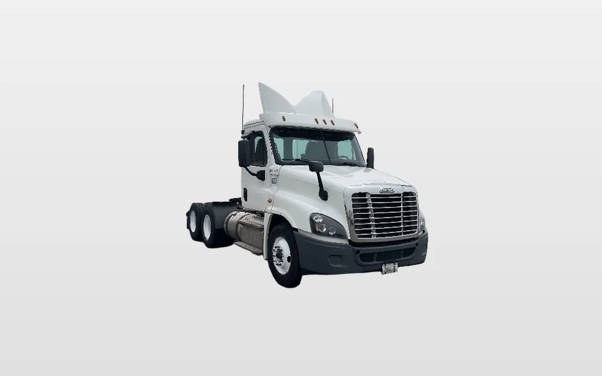 2019 Freightliner - image 1