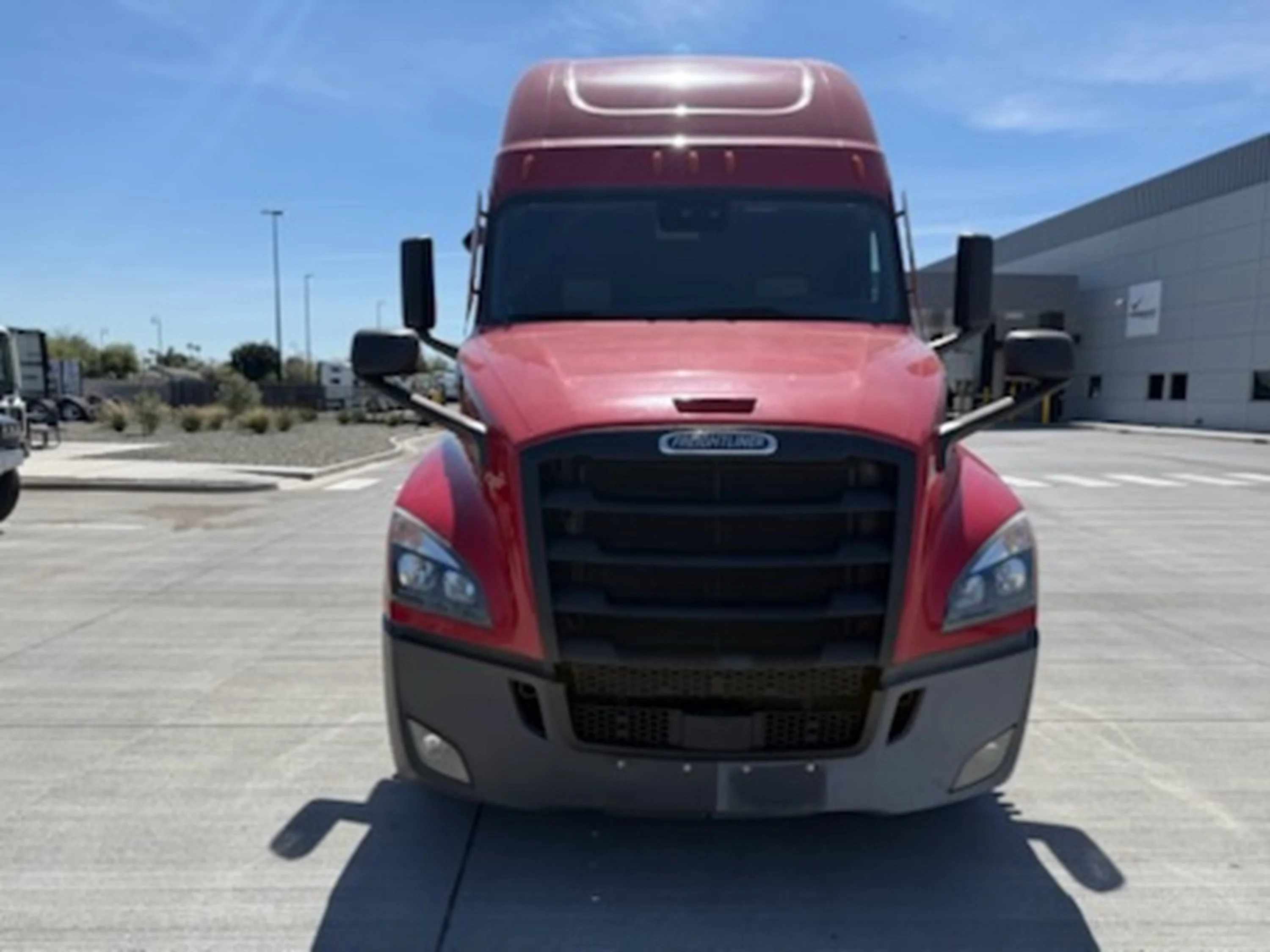 2021 Freightliner Cascadia - image 4
