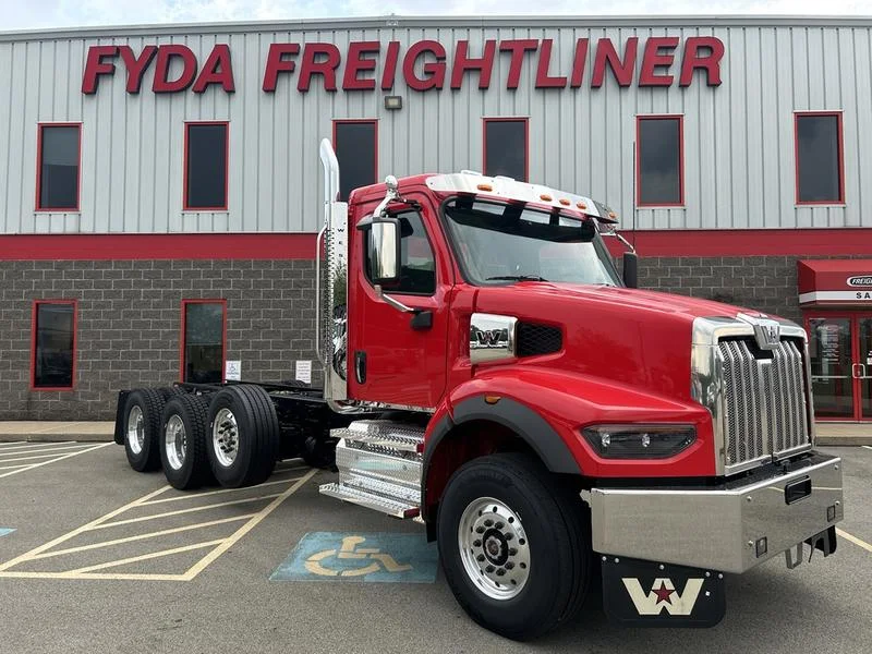 2026 Western Star 49X in Pittsburgh, PA — photo 2