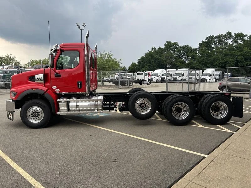 2026 Western Star 49X in Pittsburgh, PA — photo 7