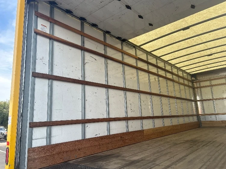 2021 International MV - image 10