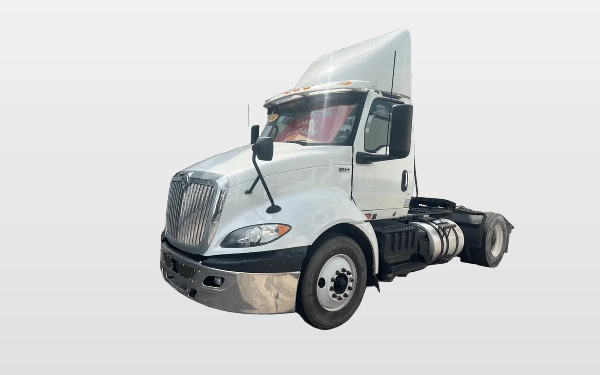 2019 International - image 1