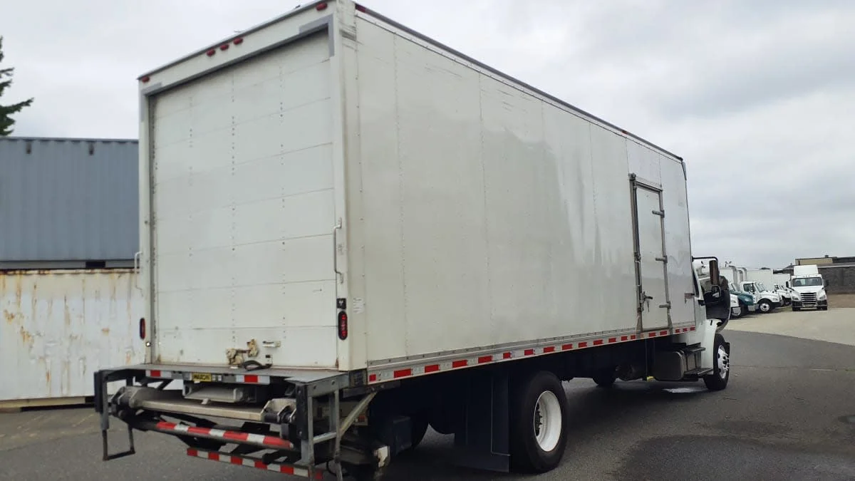 2021 Freightliner M2 106 in Springfield, MA — photo 4