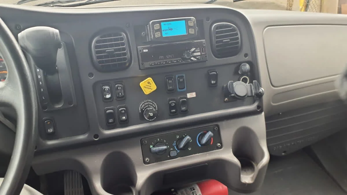 2021 Freightliner M2 106 in Springfield, MA — photo 7