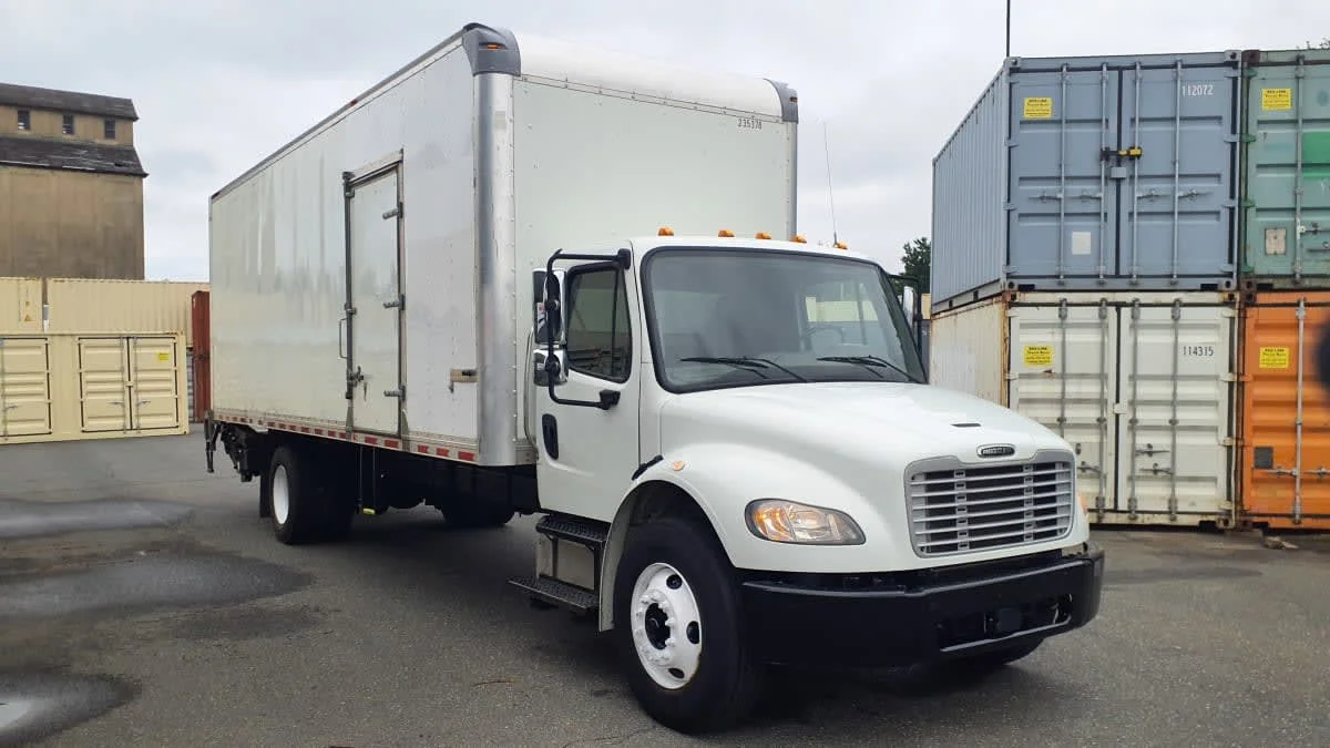 2021 Freightliner M2 106 in Springfield, MA — photo 3