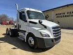 2021 Freightliner Cascadia in MN — photo 27