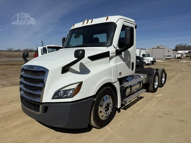 2021 Freightliner Cascadia