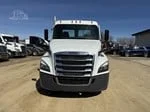 2021 Freightliner Cascadia in MN — photo 26