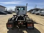 2021 Freightliner Cascadia in MN — photo 19
