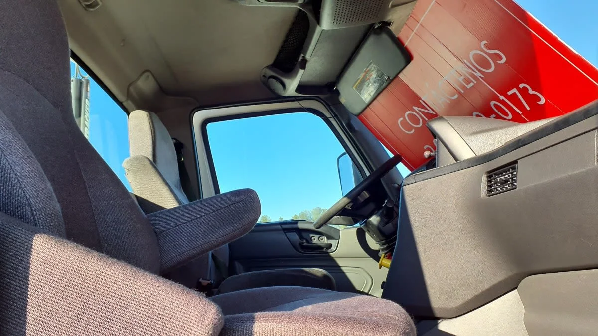 2020 International LT in Birmingham, AL — photo 10
